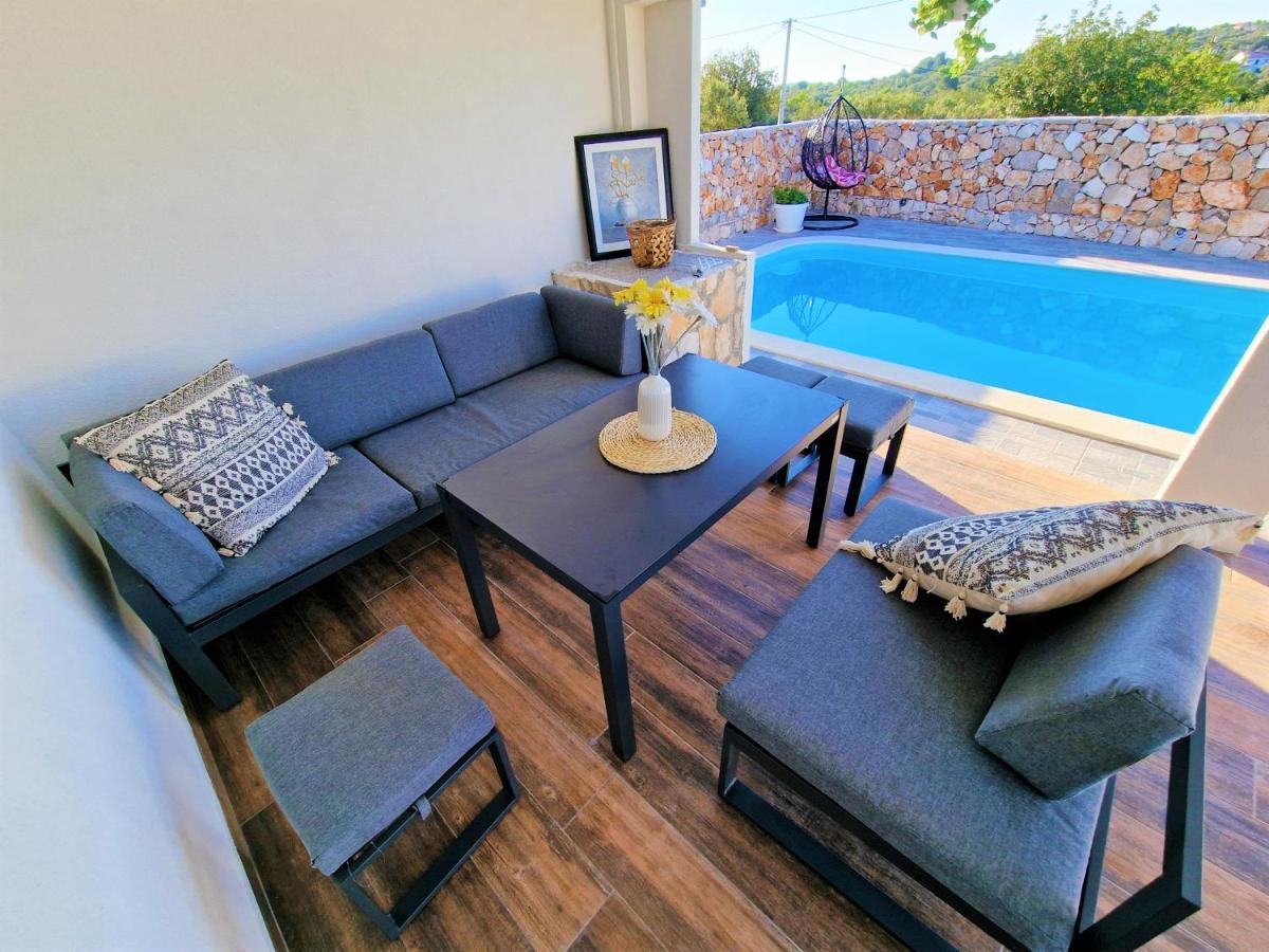 Anas Lagoon Holiday House With Pool At Azure Beach Drvenik Mali Extérieur photo